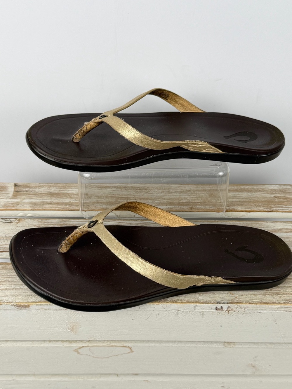 OluKai Ho'opio Leather Sandals women’s size 6 - Picture 3 of 14